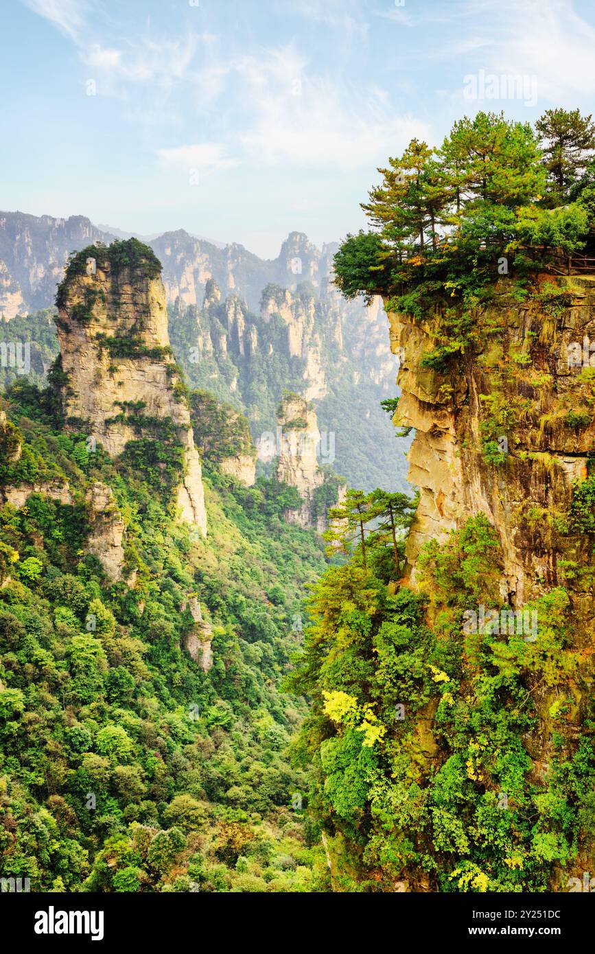 Scenic view of the Cock Pecking rock and canyon (Avatar Rocks Stock ...