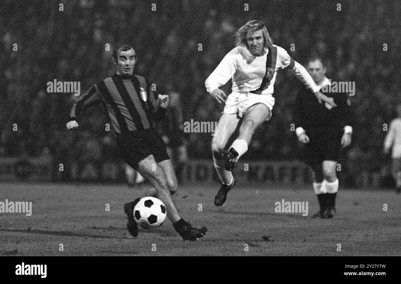 Real madrid 1971 hi-res stock photography and images - Alamy