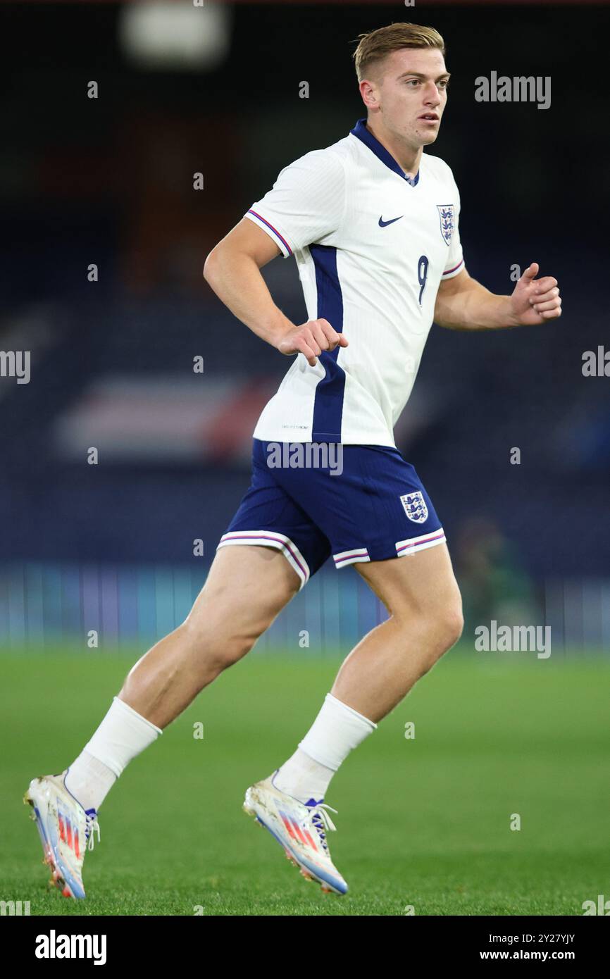 LUTON, UK - 9th Sept 2024:  Liam Delap of England during the Mens Under-21 International Match between England and Austria at Kenilworth Road Stadium  (Credit: Craig Mercer/ Alamy Live News) Stock Photo