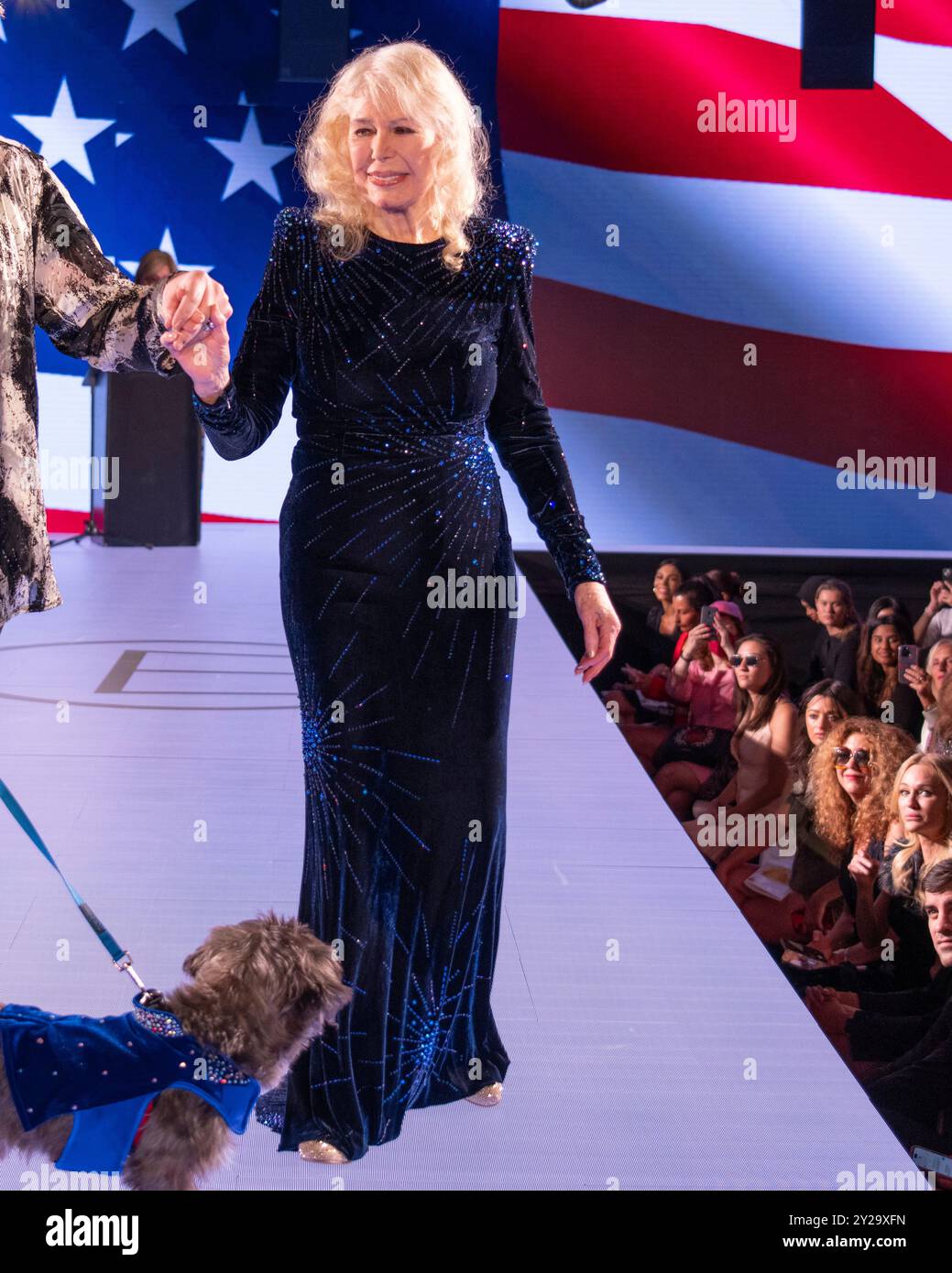 loretta swit dress LOS ANGELES, OCT 1