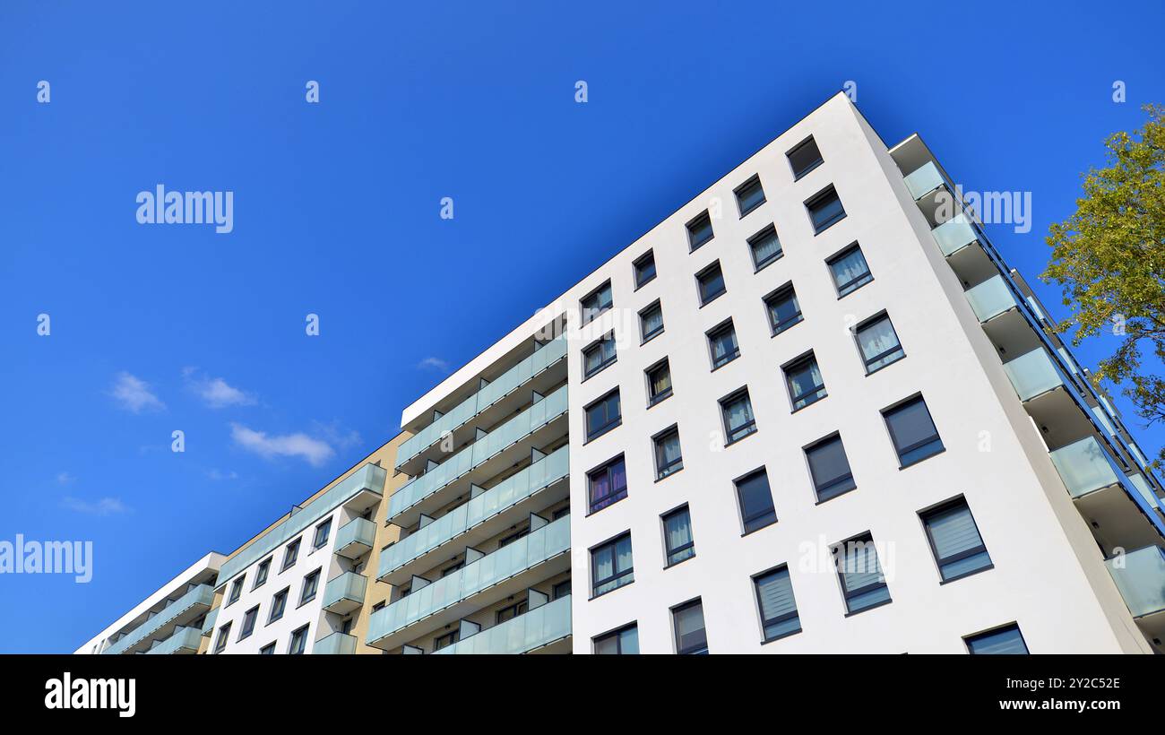 View of Panoramic View Apartments - ApartmentHomeLiving.com