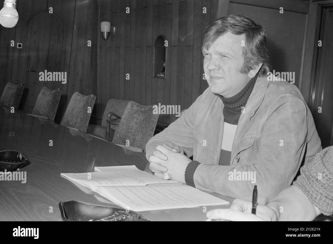 Program employee nrk photo hi-res stock photography and images - Alamy