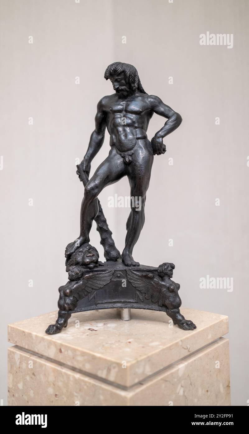 Berlin hercules sculpture hi-res stock photography and images - Alamy