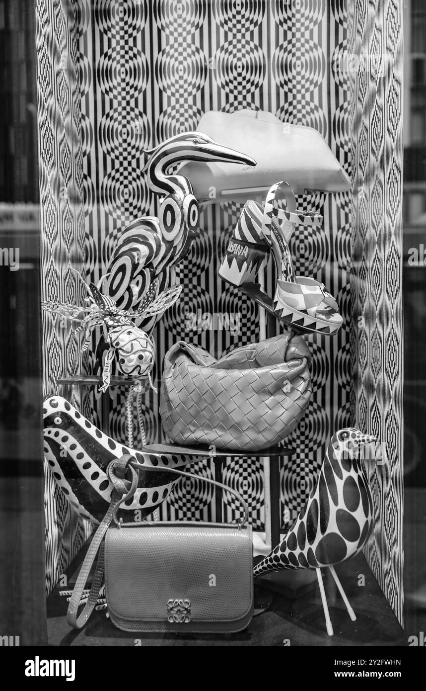 Roger vivier boutique hi res stock photography and images Alamy