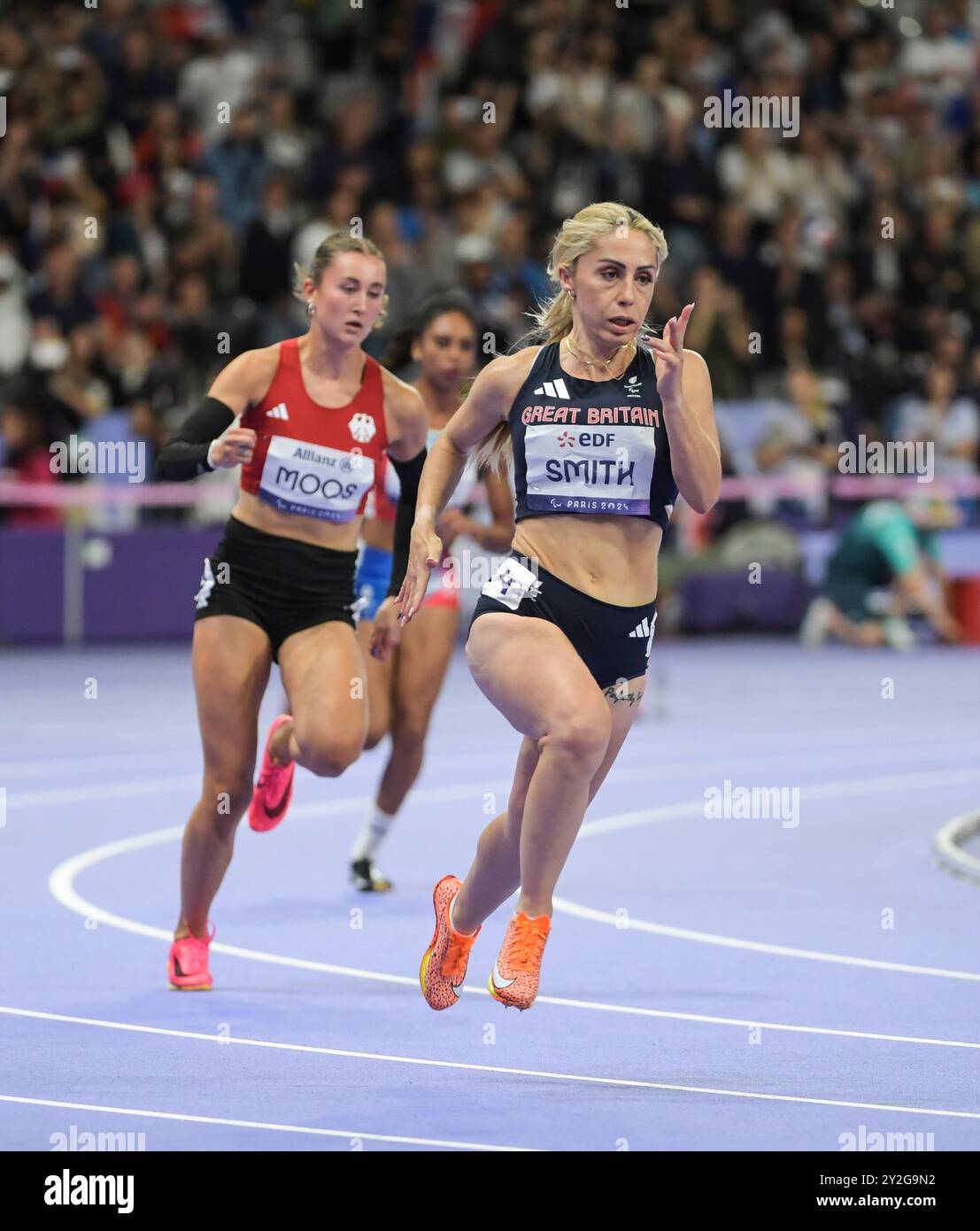 Ali Smith of Great Britain competing in the women’s 400m T38 at the ...
