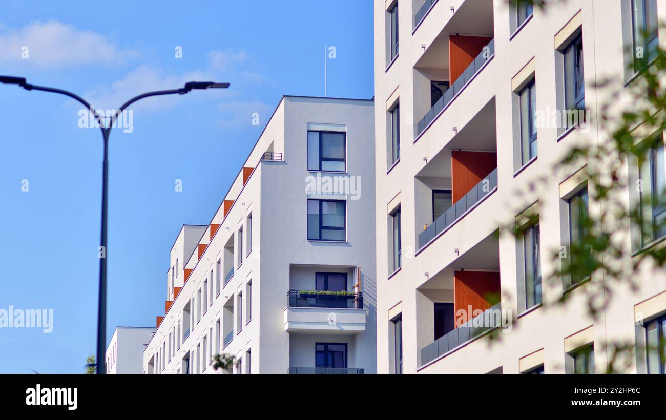 Luxury Eco-Friendly Durable Portable Toilet Trailer with Galvanized ...