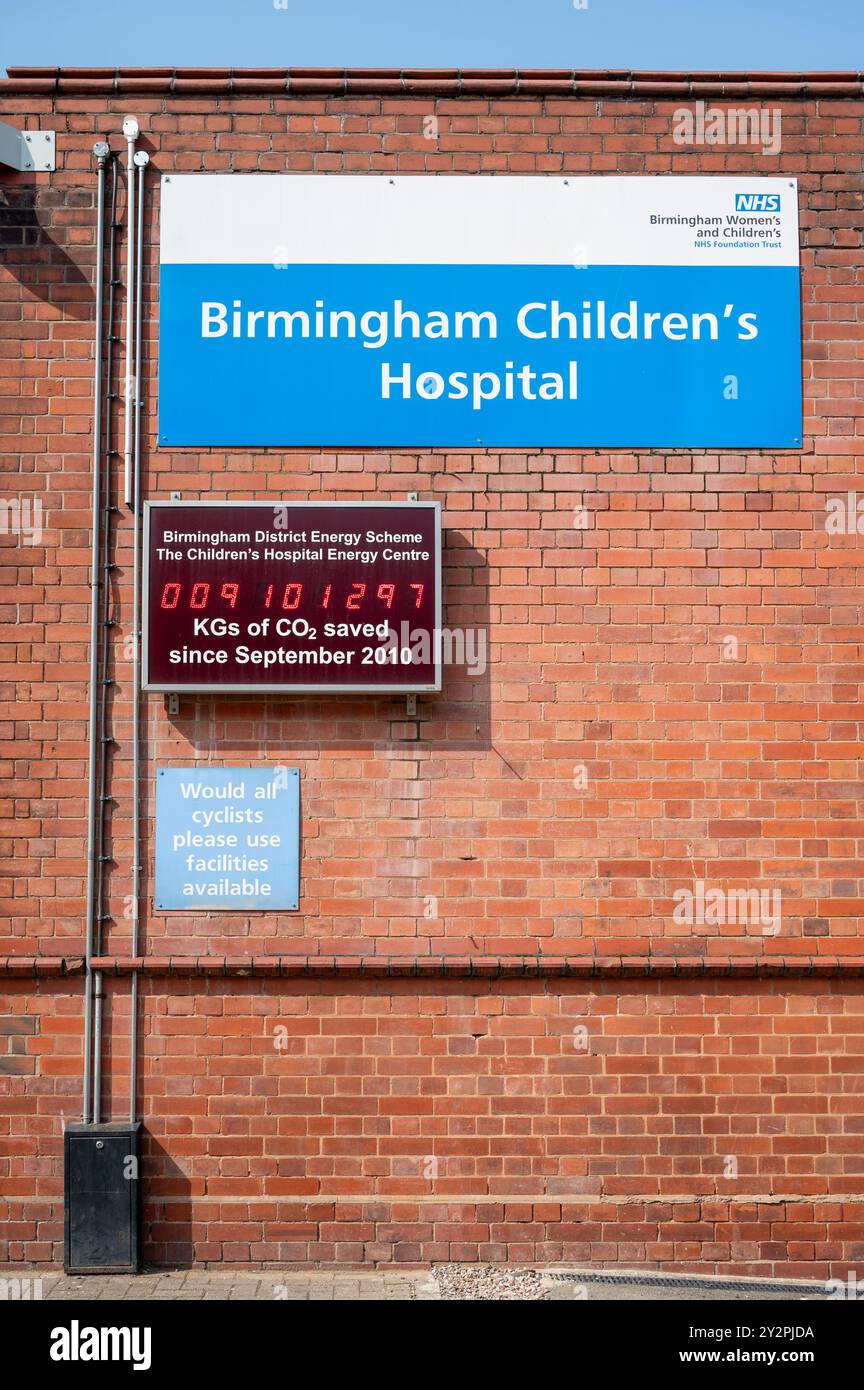 Carbon saved information at Birmingham Children's Hospital entrance ...