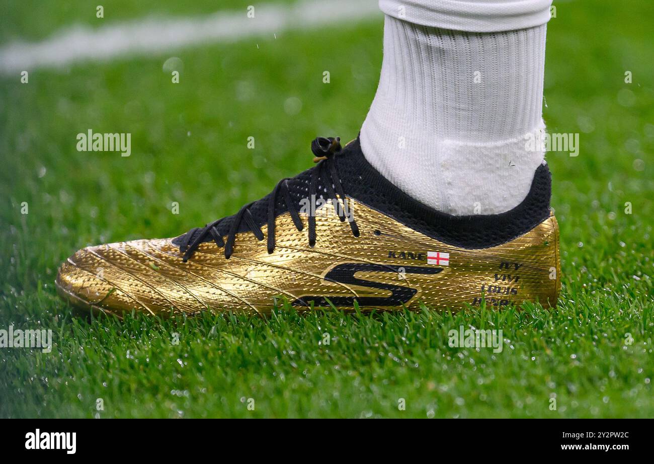 Childrens gold football boots best sale