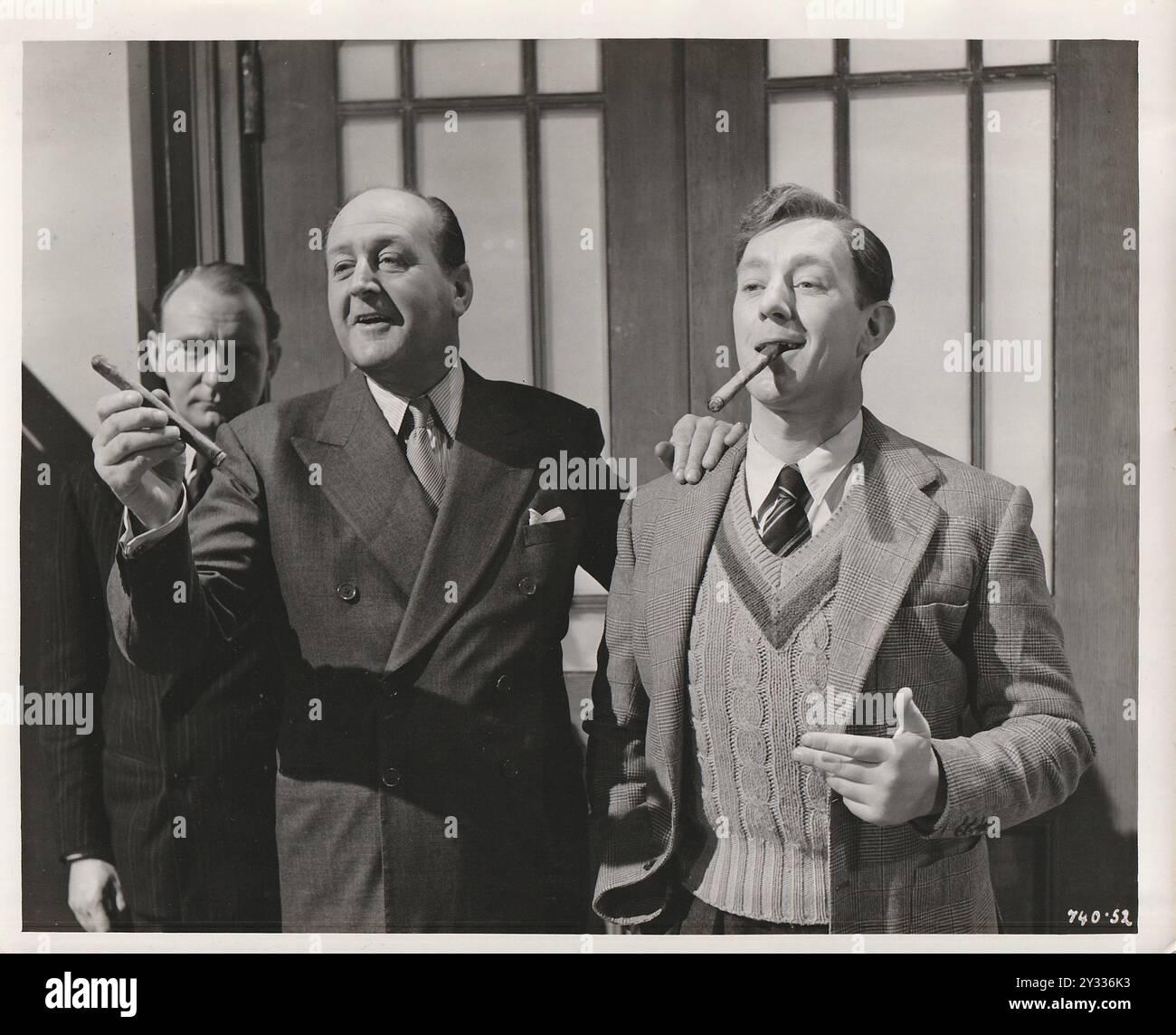 The Man in the White Suit (Ealing, 1951). Alec Guinness Stock Photo - Alamy