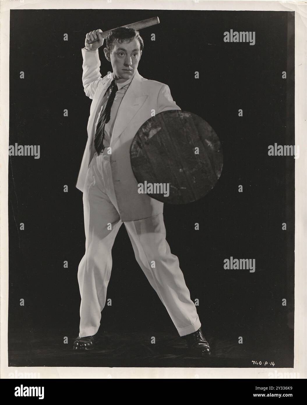 The man in the white suit alec hi-res stock photography and images - Alamy