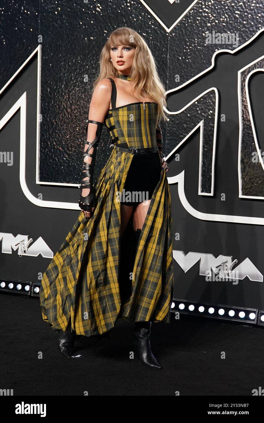 Taylor swift vmas 2024 hires stock photography and images Alamy