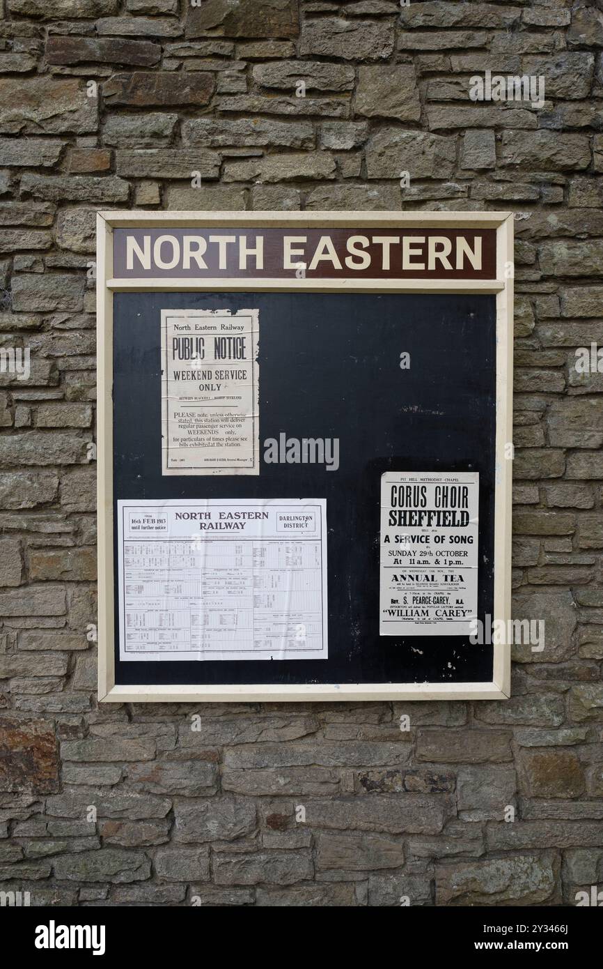 Railway noticeboard hi-res stock photography and images - Alamy