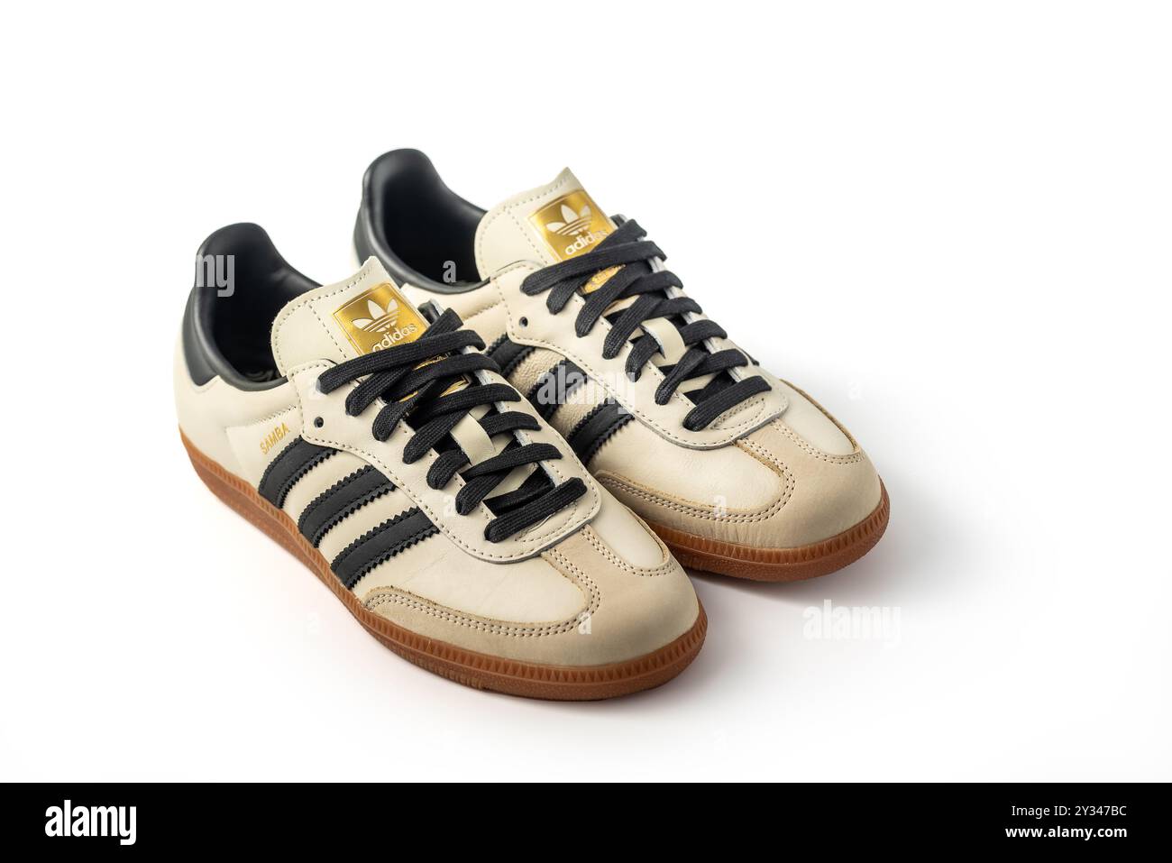 adidas gazelle silver green womens adidas Women's Samba OG Shoes, Size 6, Cream/Silver
