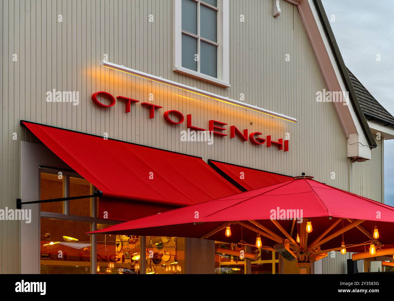 Early evening at the Ottolenghi store, serving his distinctive middle eastern influenced food at Bicester Village. Plus delicious foody gifts too! Stock Photo