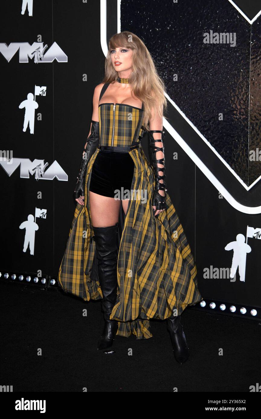 Taylor Swiftbei der Verleihung der MTV Video Music Awards 2024 at UBS