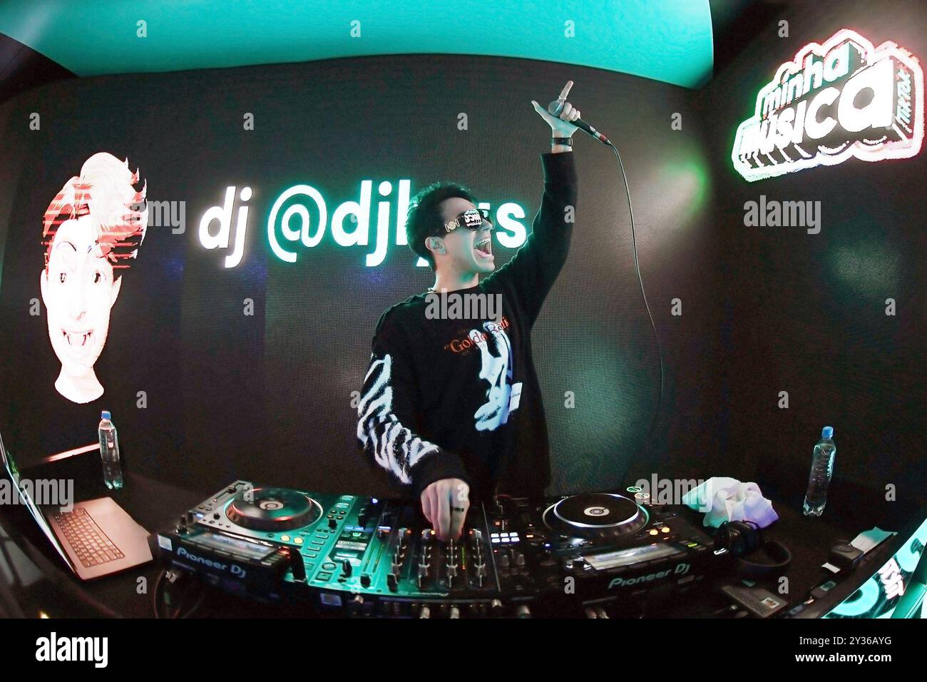 Tok Performance Rio de Janeiro, Brazil, September 3, 2022. Dj Lyus during a performance ...
