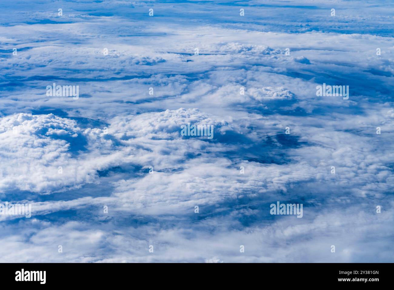 Aircraft altitude cloud hi-res stock photography and images - Alamy