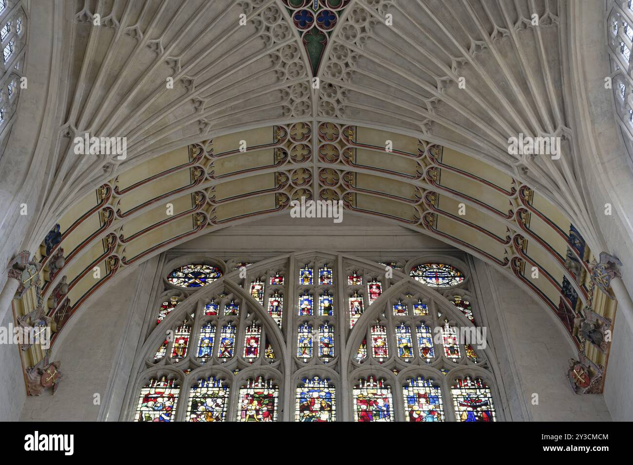 Stained glass window ceiling hi-res stock photography and images - Alamy