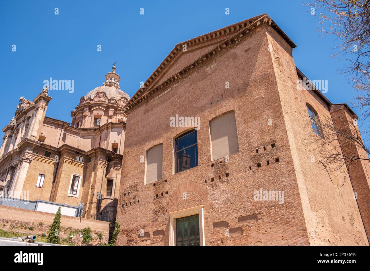 Senate House In Rome Roman senate building hi-res stock photography and images - Alamy