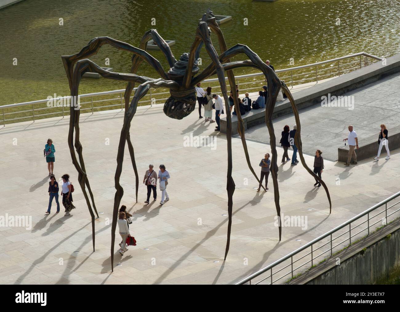 Louise Bourgeois sculpture Maman 9 metre high spider seen from above outside the Guggenheim Museum of Art Bilbao Basque Country Euskadi Spain Stock Photo