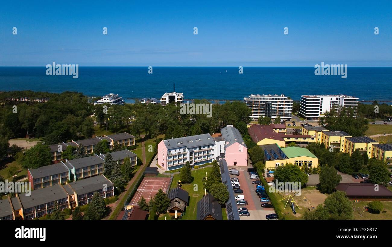 Drone sky relaxing sea view hi-res stock photography and images - Alamy