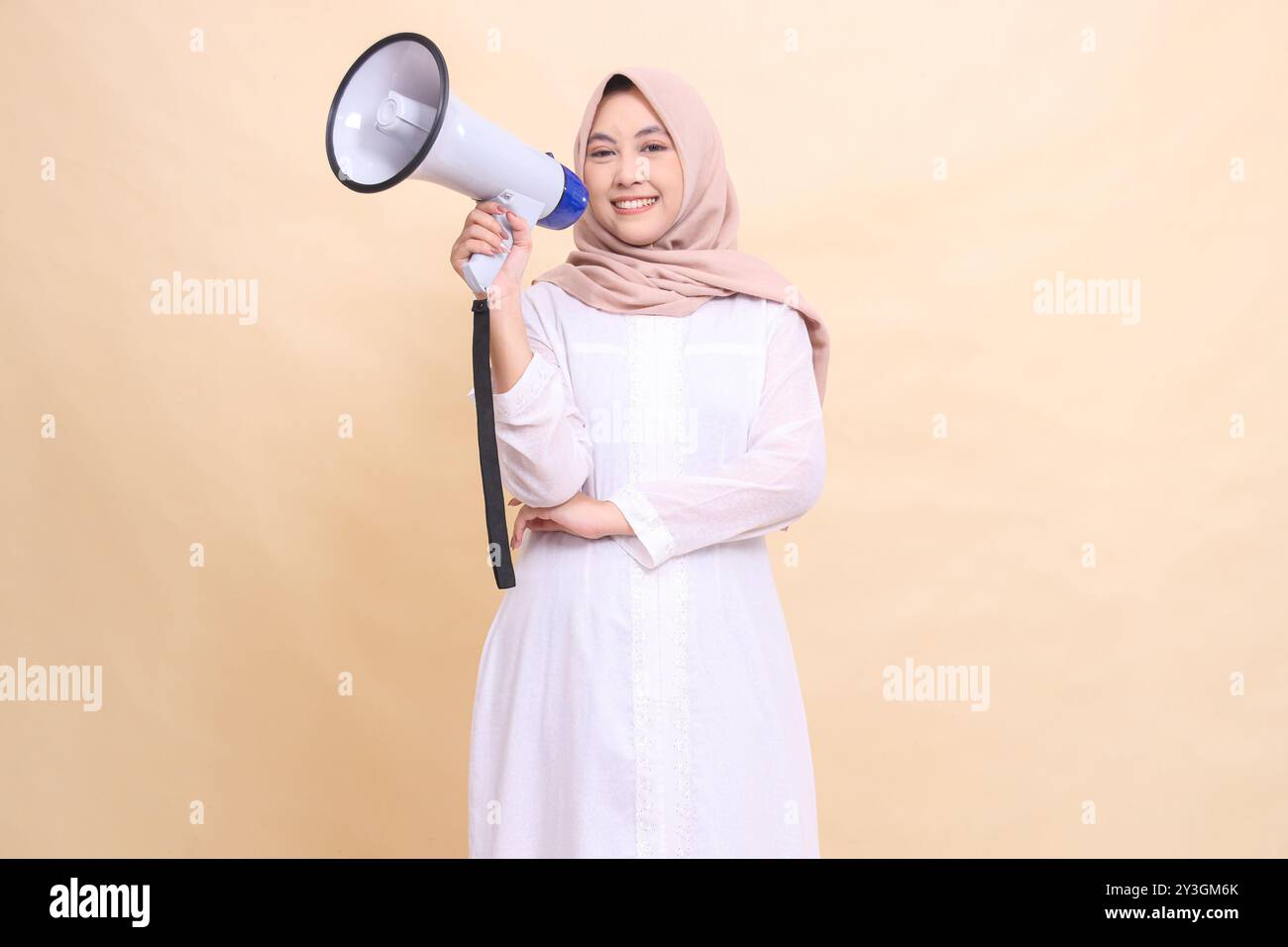 woman muslim asian in hijab looking at the camera smiling cheerfully ...