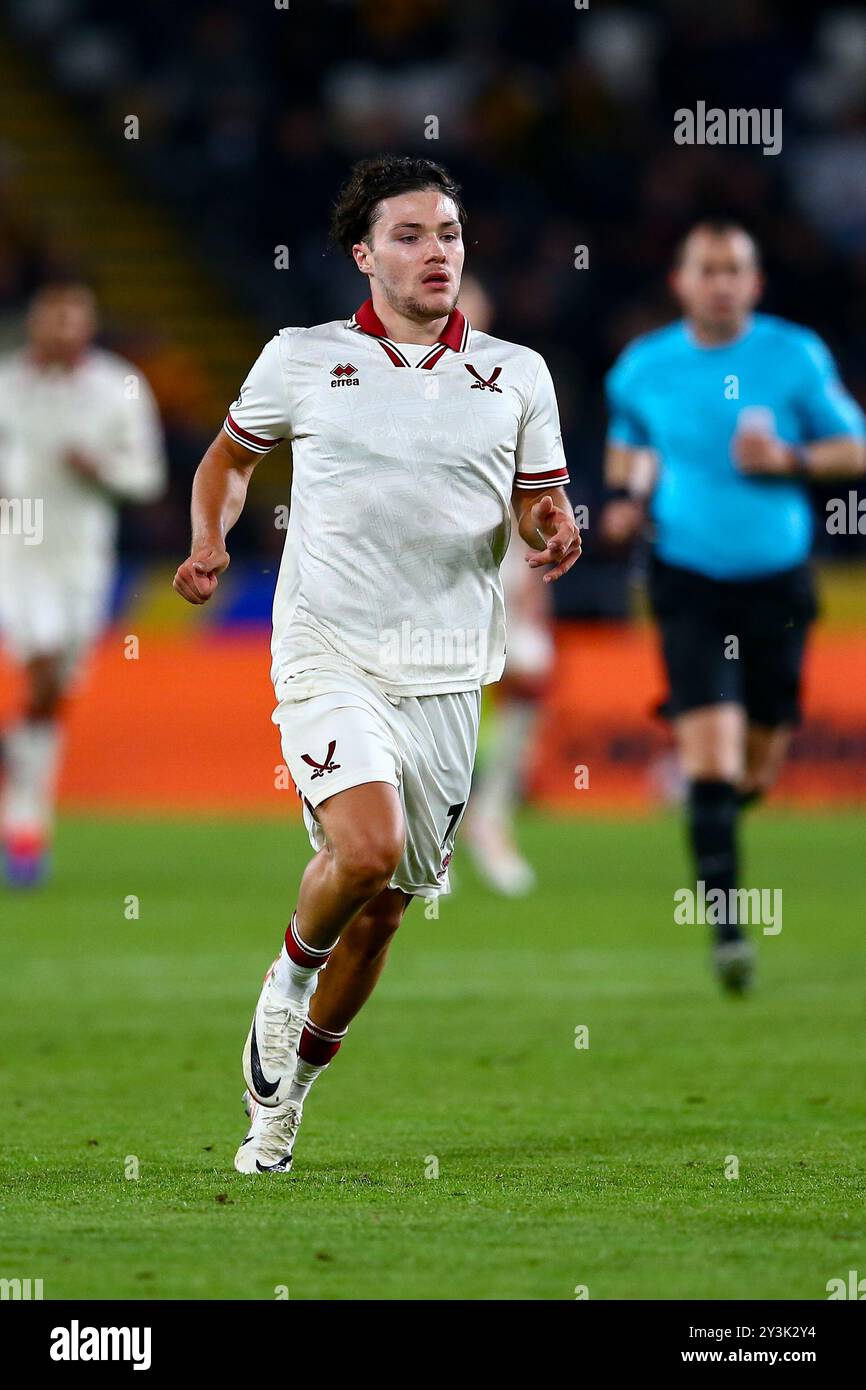 MKM Stadium, Hull, England 14th September 2024 Callum O'Hare (10) of