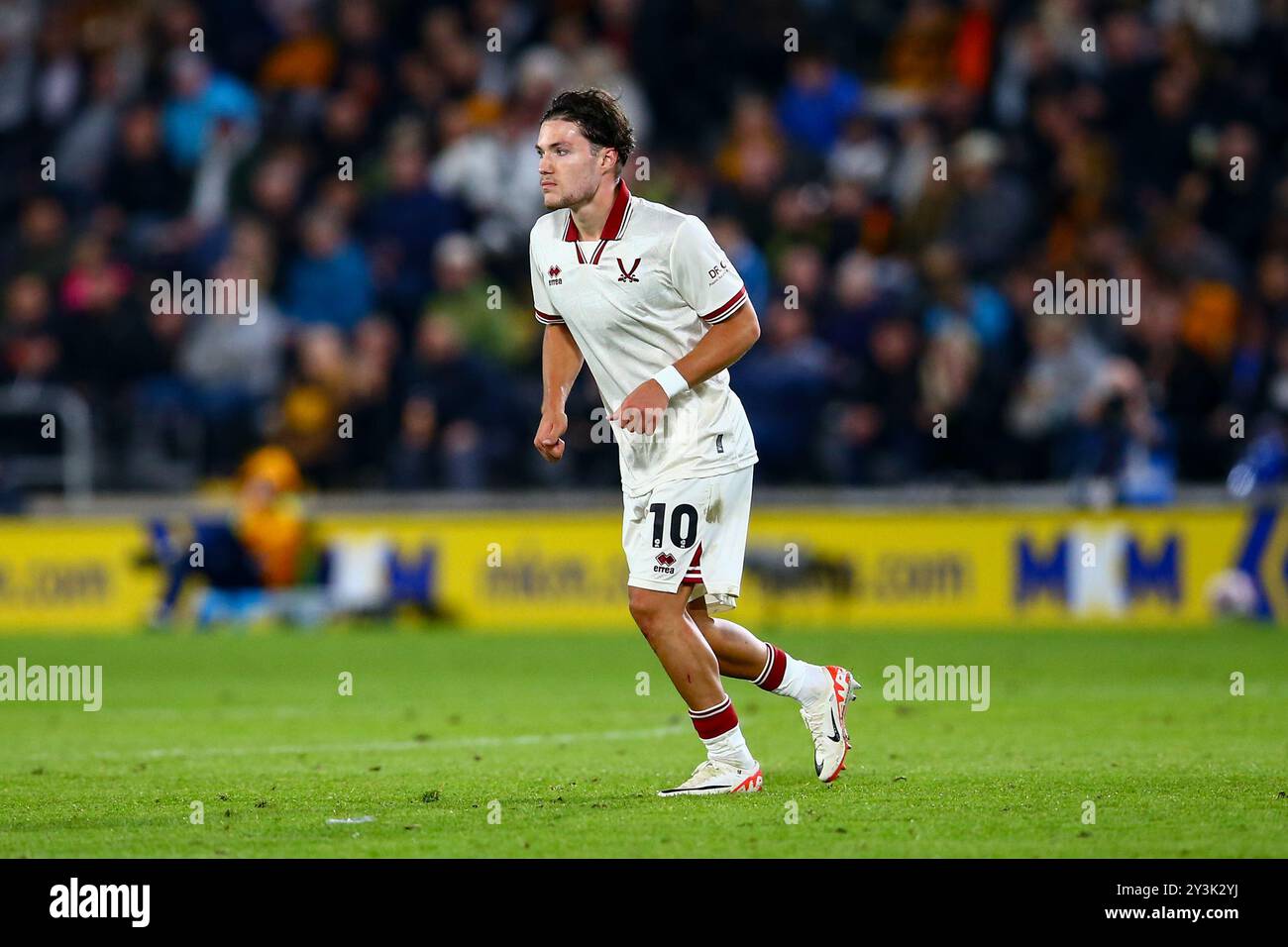 MKM Stadium, Hull, England 14th September 2024 Callum O'Hare (10) of