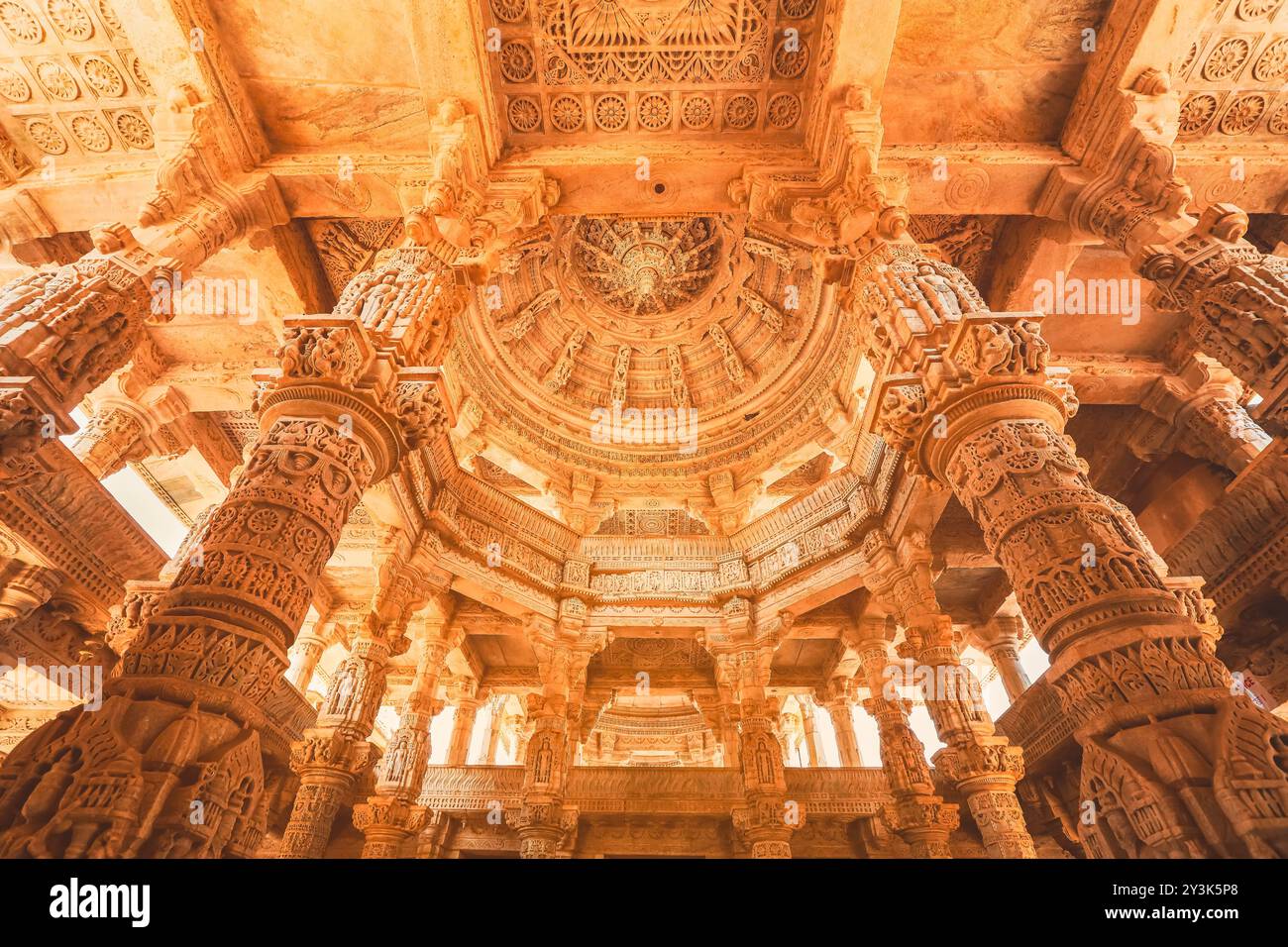 Bas-relief at columns at famous ancient Ranakpur Jain temple in ...