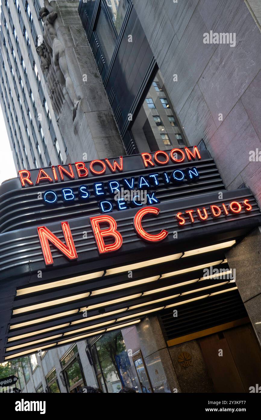 Rockefeller center 2024 hires stock photography and images Alamy