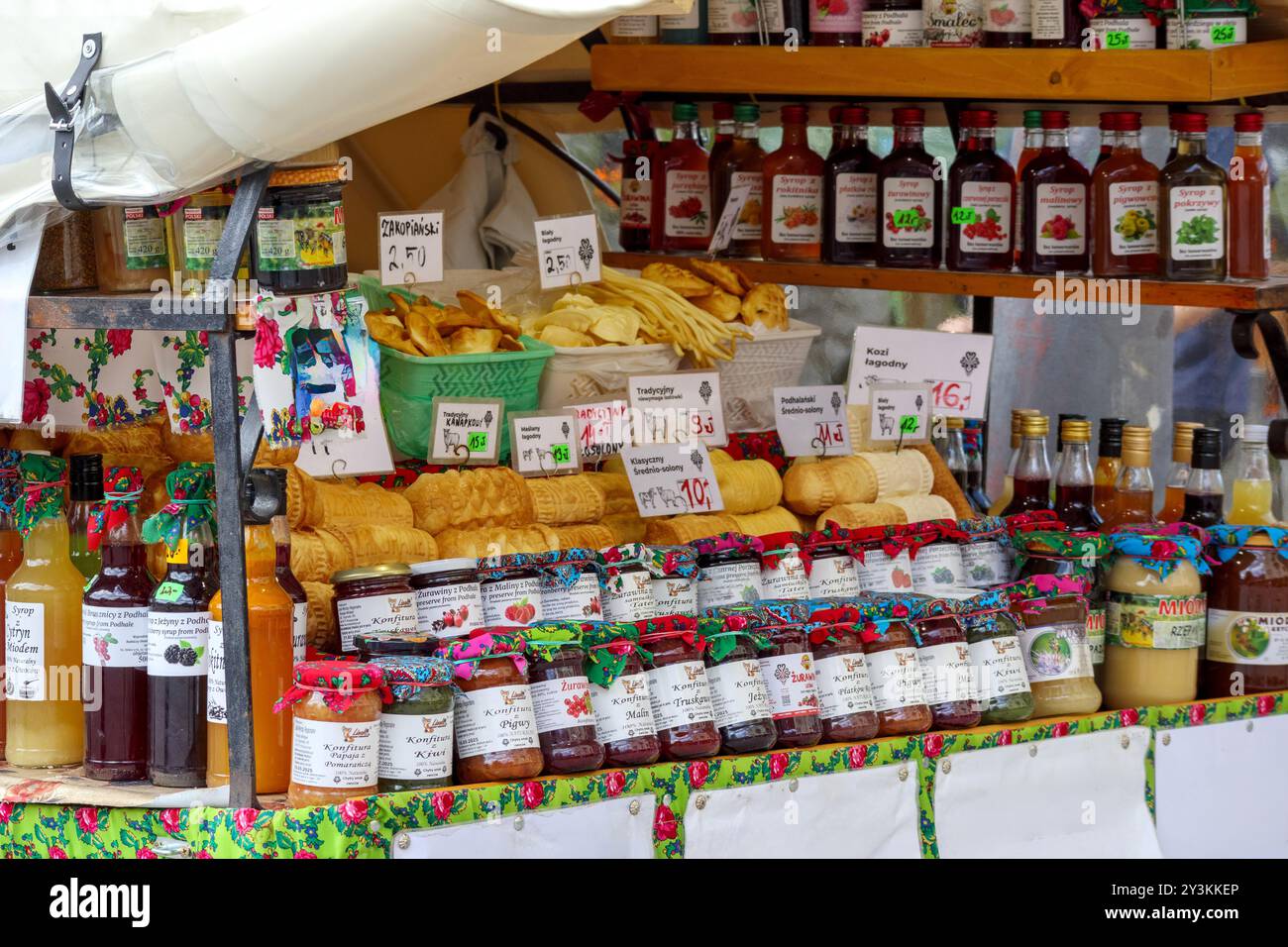 Supermarket trays hi-res stock photography and images - Alamy