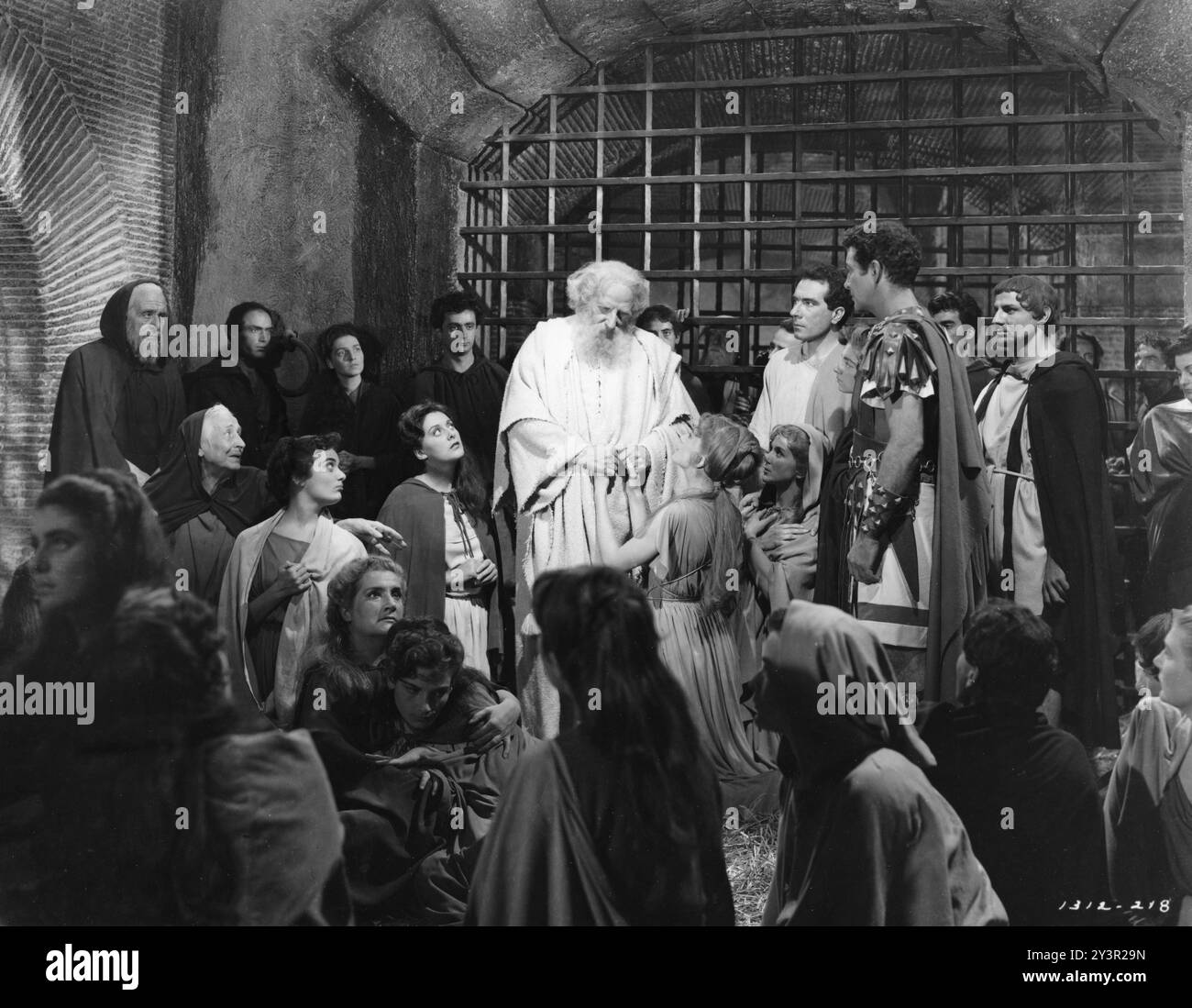 FINLAY CURRIE DEBORAH KERR And ROBERT TAYLOR In A Scene From QUO VADIS finlay-currie-deborah-kerr-and-robert-taylor-in-a-scene-from-quo-vadis