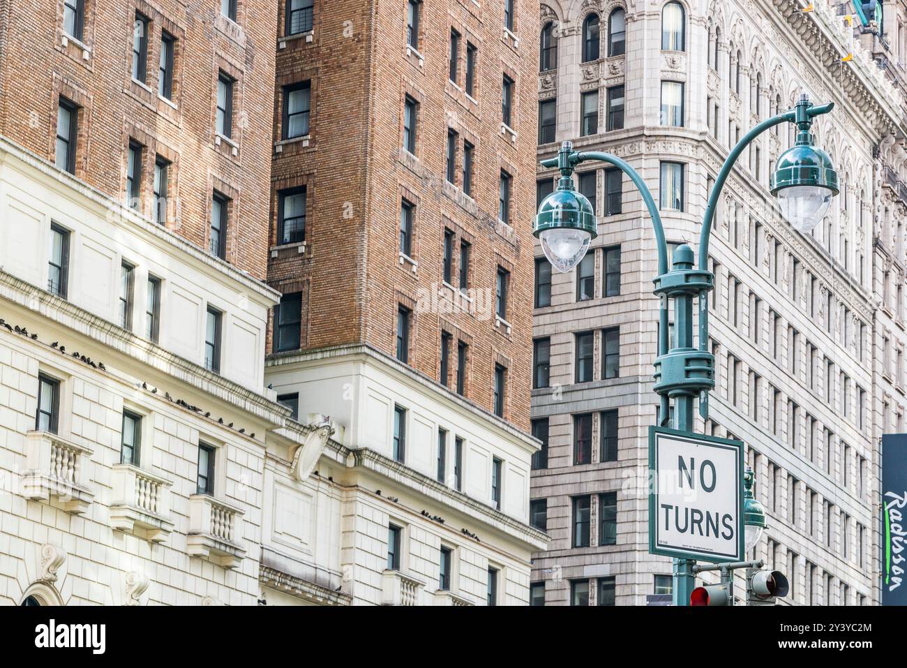 Empire State Building Street Scene, New York City Stock Photo - Alamy