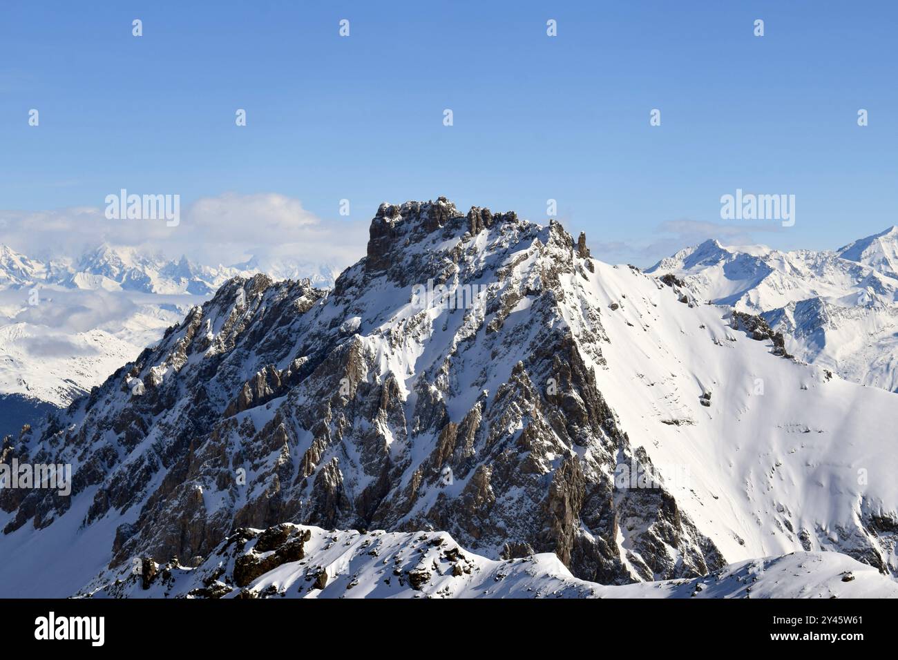 Snowcapped Alpine mountain peaks in the Three Valleys, France ...