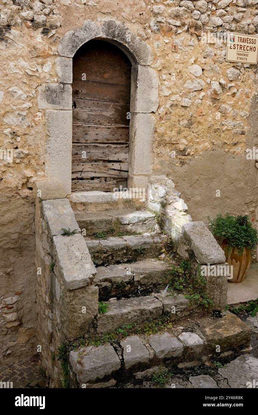 Old house in the village of Mons, Provence-Alpes-Côte d'Azur, France Stock Photo