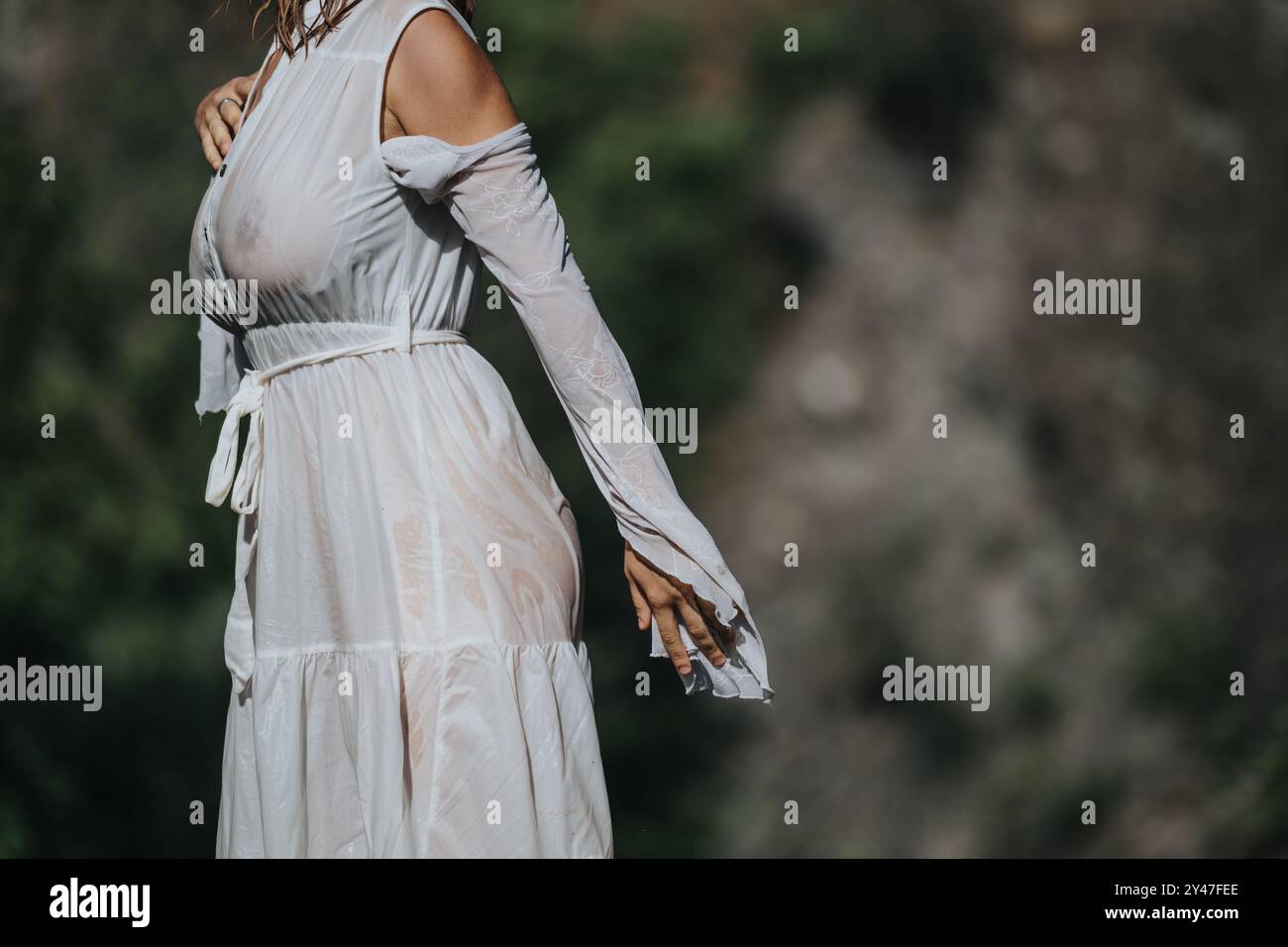 sheer dress in sunlight WHEN THE SUN SHINES THROUGH A DRESS AND MAKES IT TRANSPARENT 29 Photos