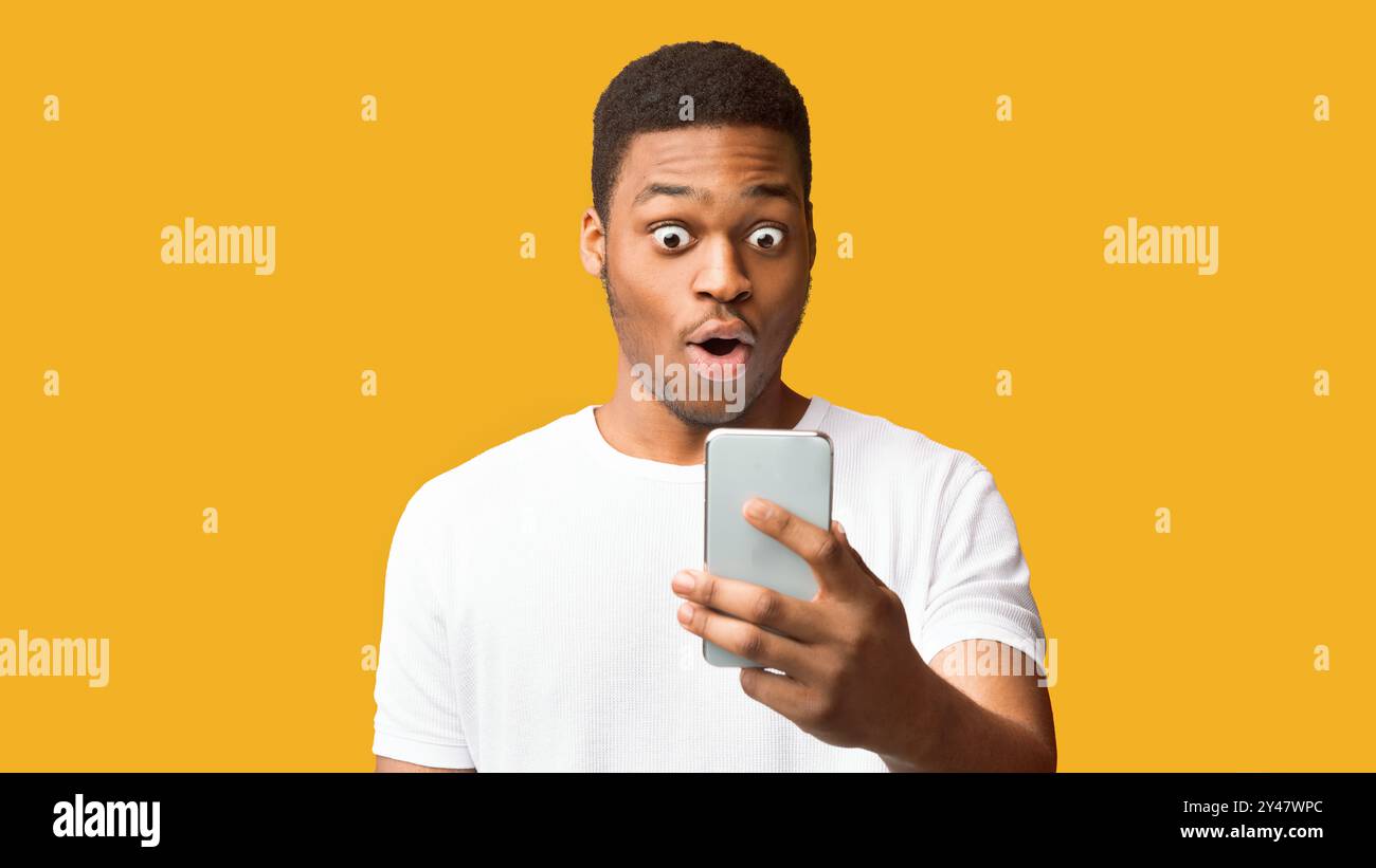 Closeup portrait amazed african hi-res stock photography and images - Alamy