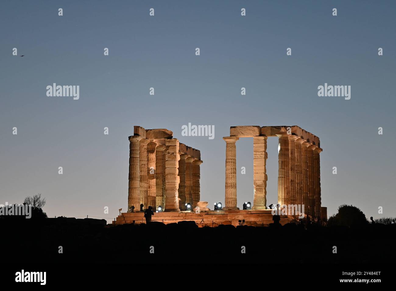 Illumination of the Temple of Poseidon in Sounion Temple of Poseidon at cape Sounion during the official inauguration of the new lighting by the Greek Prime Minister Kyriakos Mitsotakis with distinguished guests from Greece and abroad in attendance. Sounion Greece Copyright: xNicolasxKoutsokostasxNicolasxKoutsokostasx DSC 202409160221 Stock Photo