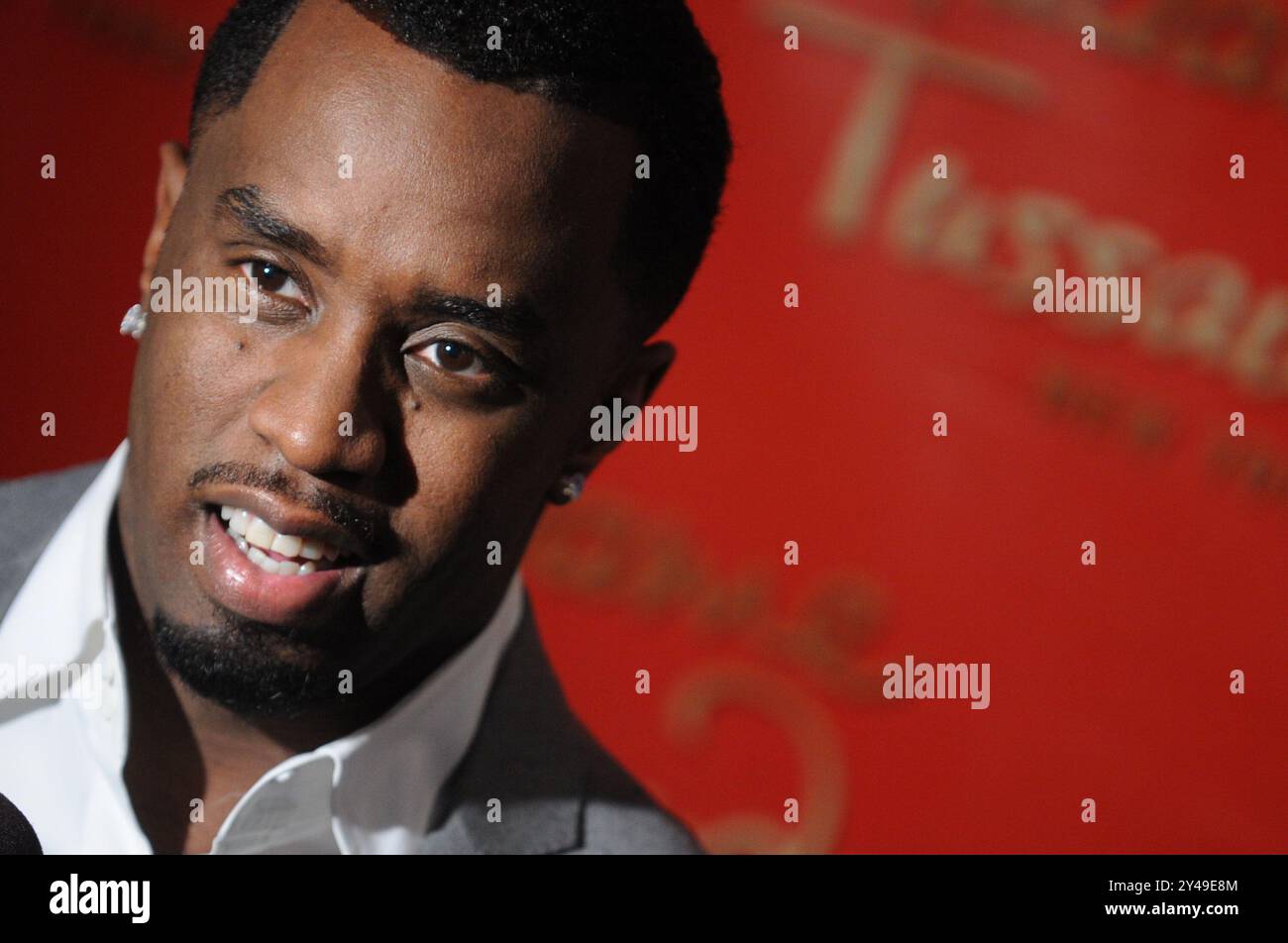 NEW YORK - DECEMBER 15: Music Producer Sean 'Diddy' Combs attends the Sean Combs wax figure unveiling at Madame Tussauds on December 15, 2009 in New York City   People:  Sean Combs Stock Photo