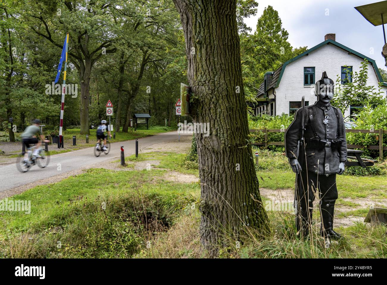 The so-called Green Border, at the former border crossing Grenzweg near Straelen-Kastanienburg and NL Velden, between Germany and the Netherlands, adv Stock Photo