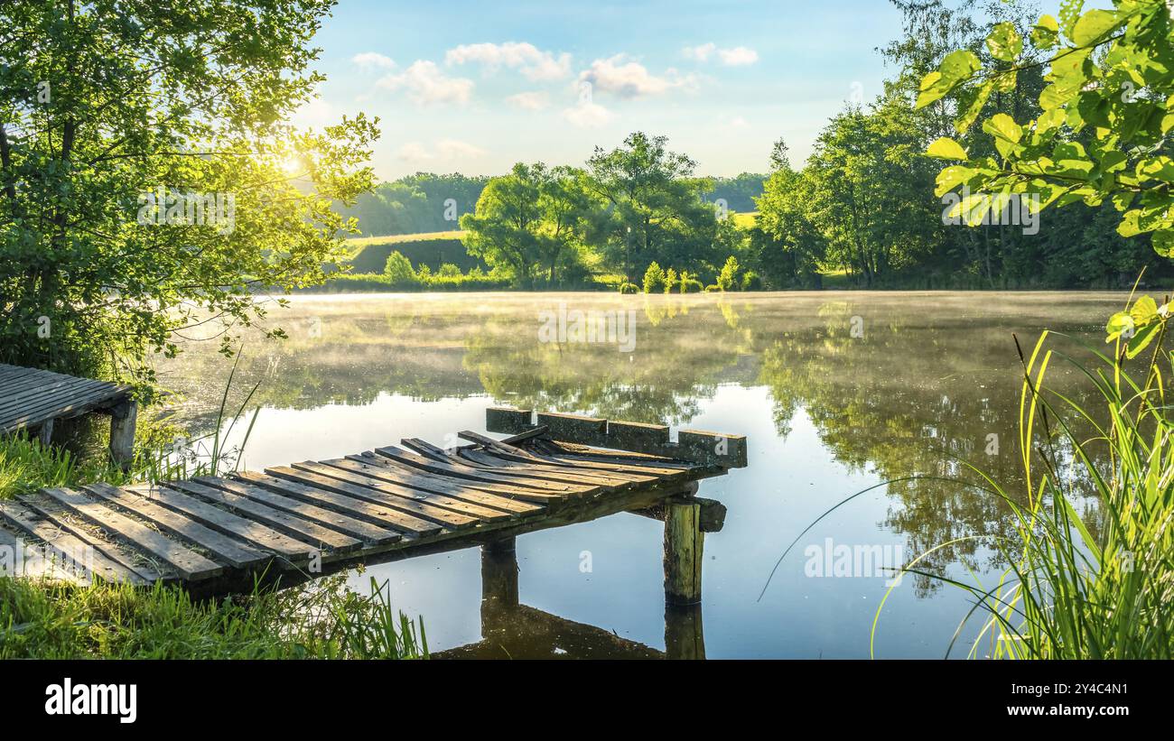 Old wooden empty pier hi-res stock photography and images - Alamy