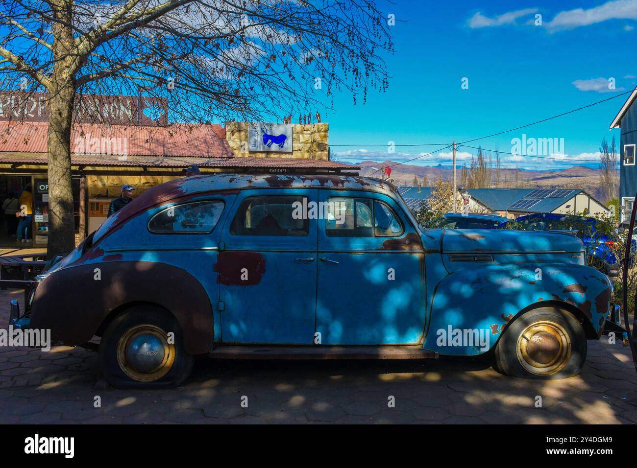 clarens-a-beautiful-town-with-art-gallery-in-south-africa-stock-photo