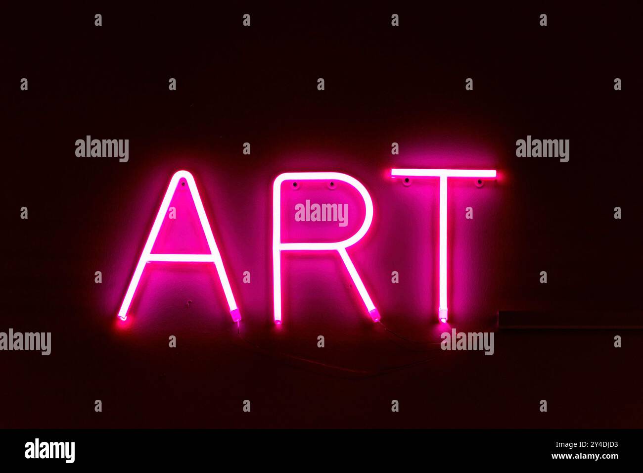 Art word hi-res stock photography and images - Alamy