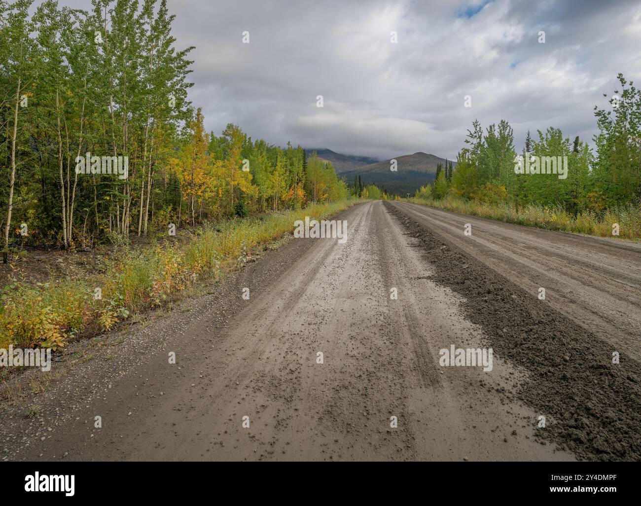 Gravel Dempster Highway through the Ogilvie Mountains in Tombstone Territorial Park , Yukon, Canada Stock Photo