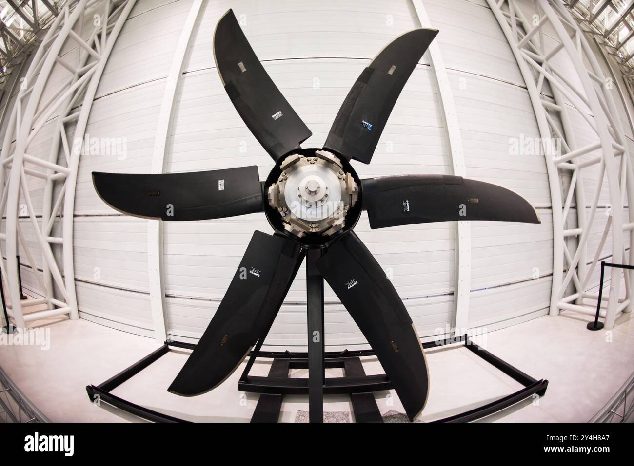 Aircraft Propeller Udvar-Hazy Center Chantilly Virginia // CHANTILLY