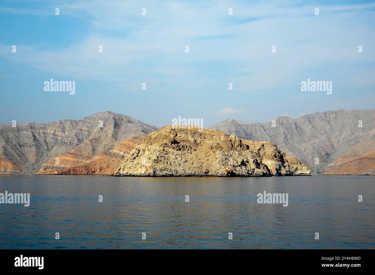 Musandam peninsula sultanate of oman hi-res stock photography and ...