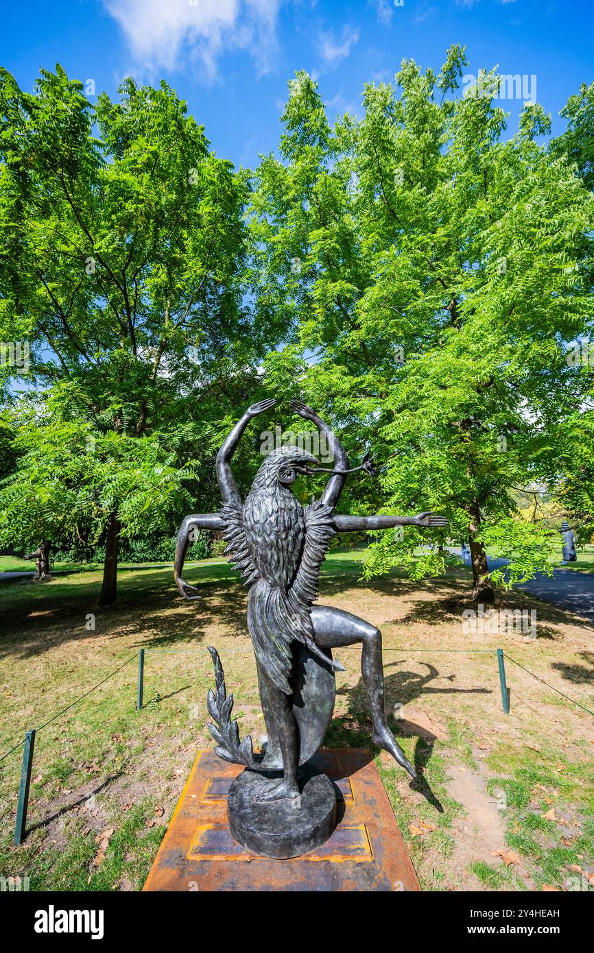 London, UK. 18th Sep, 2024. Leonora Carrington, ‘The Dancer' (El Bailarín), 2011 - Visitors enjoy the sunny weather and get a first chance to look around Frieze Sculpture, one of the largest outdoor exhibitions in London, including work by international artists in Regent's Park and running from 18 September through to 27 October 2024. Credit: Guy Bell/Alamy Live News Stock Photo