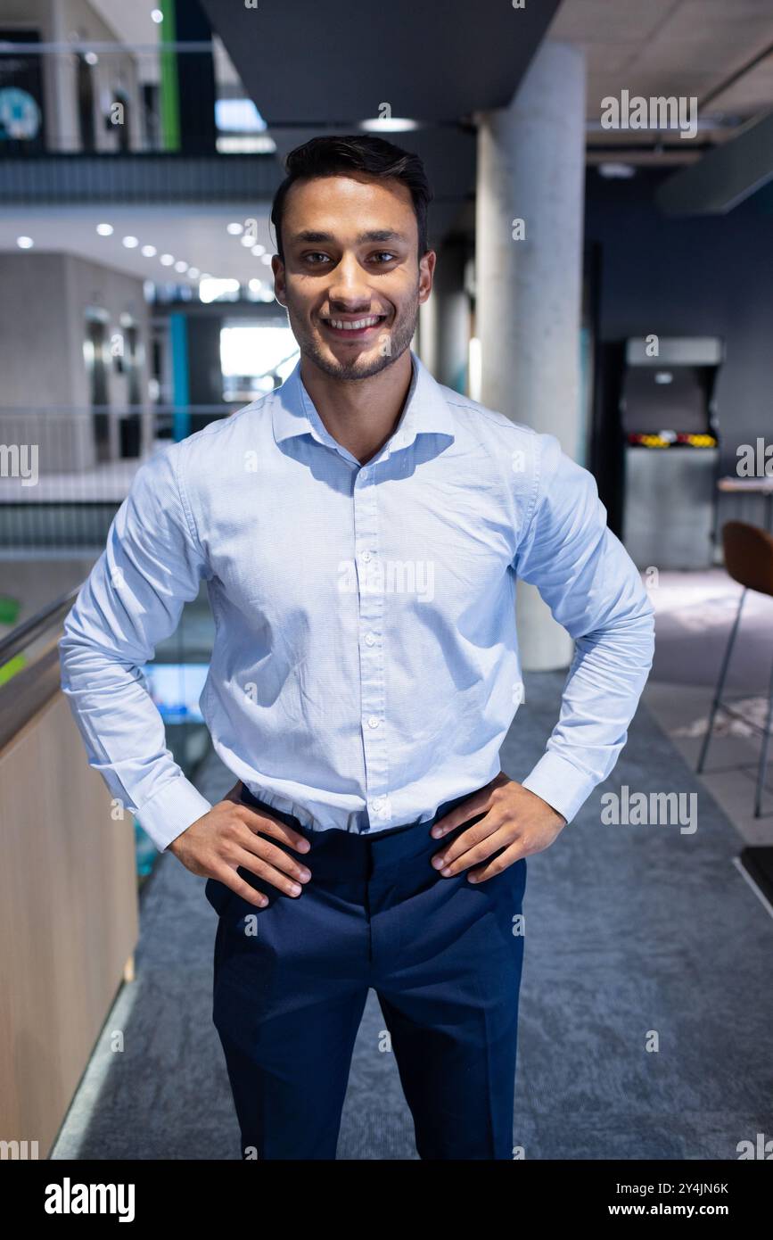 Businessperson in formal attire hi-res stock photography and images - Alamy