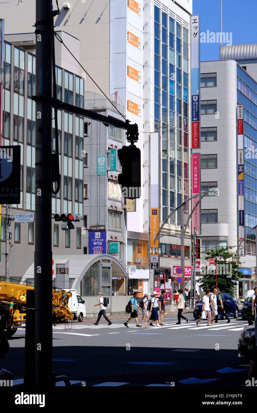 Chuo dori street hi-res stock photography and images - Alamy
