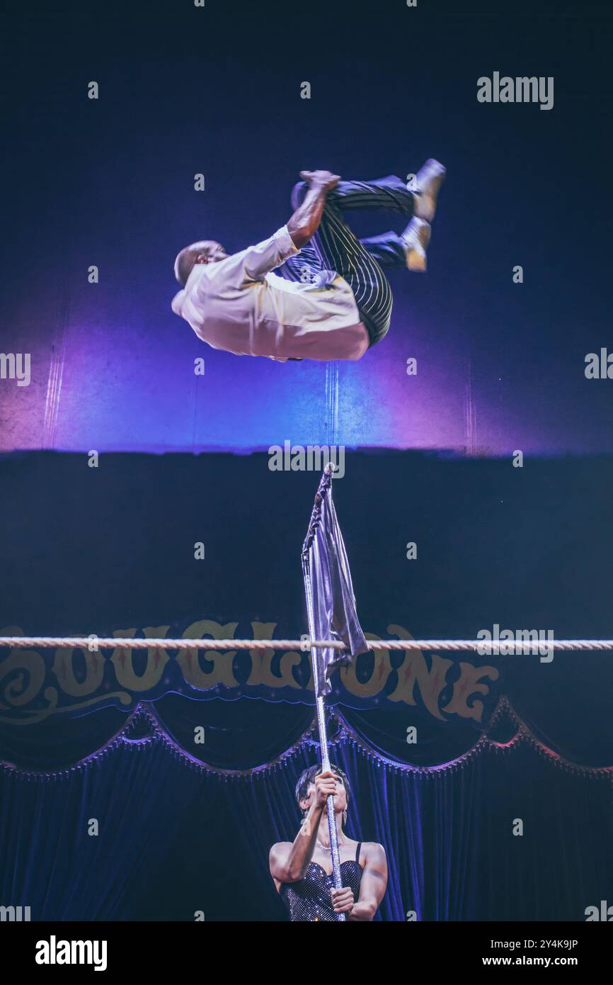 Cirque de Paris, Norfolk VA, USA, 13th Sep 2024. Bouglione circus on ...
